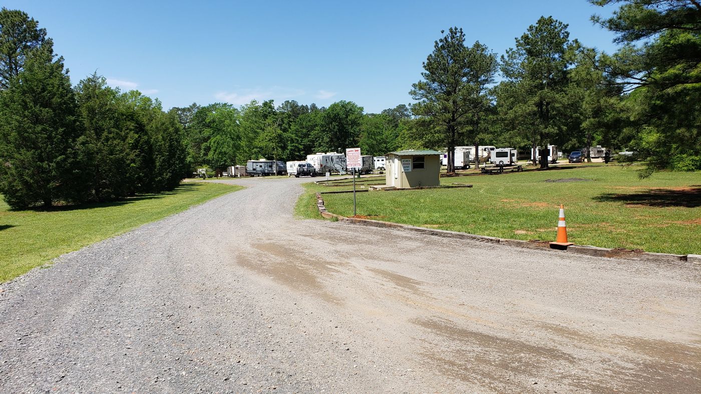 Wide gravel drive at Timberline